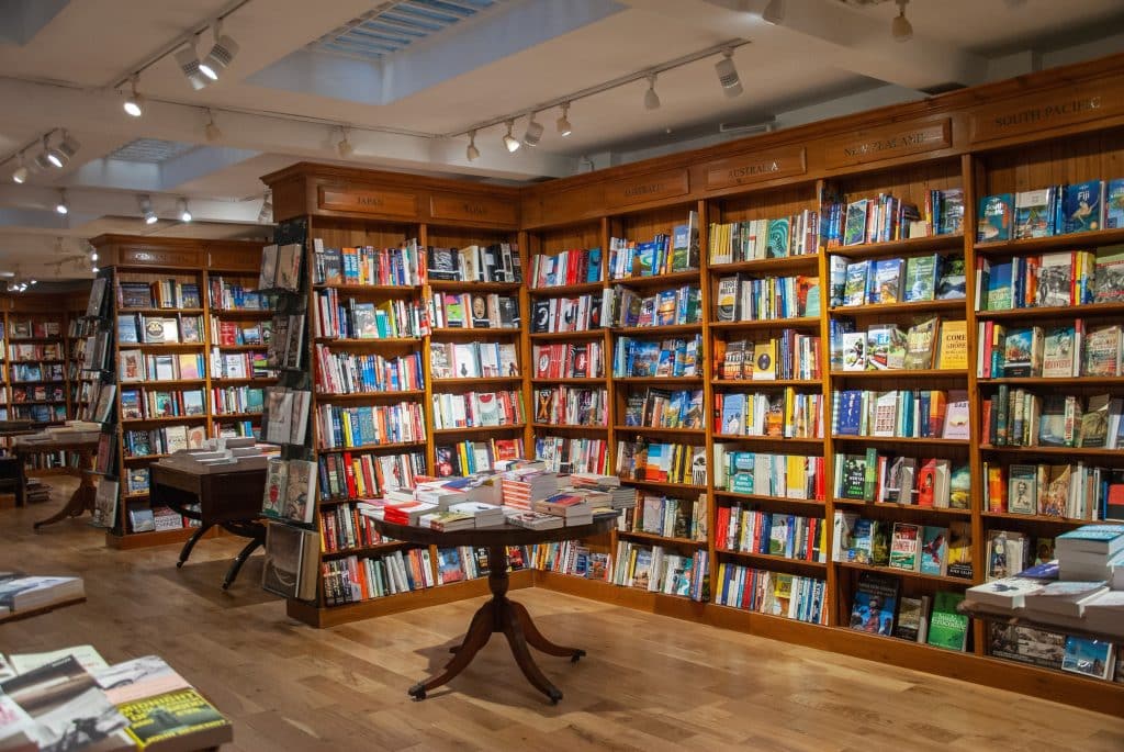 Image of a bookstore interior.