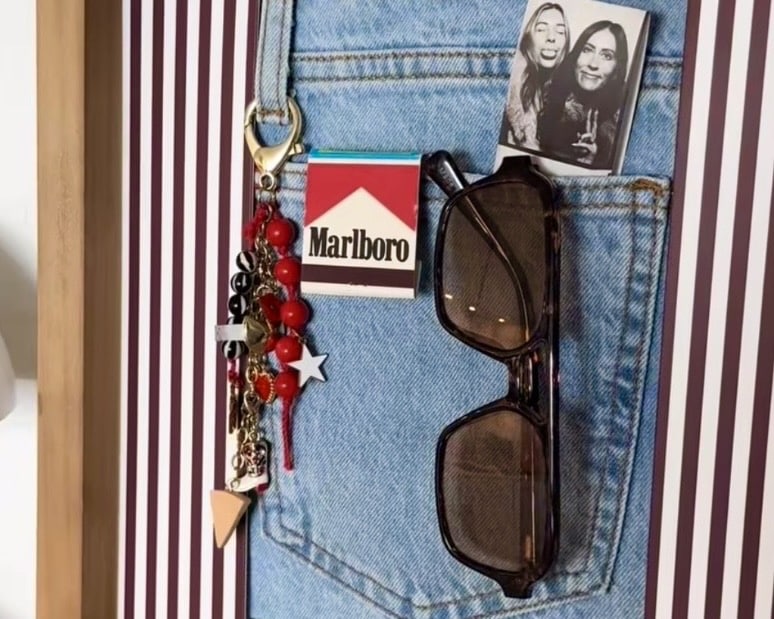 Denim Pocket Frame