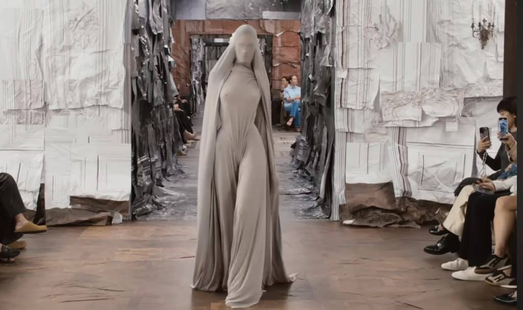 runway look inspiration for met gala