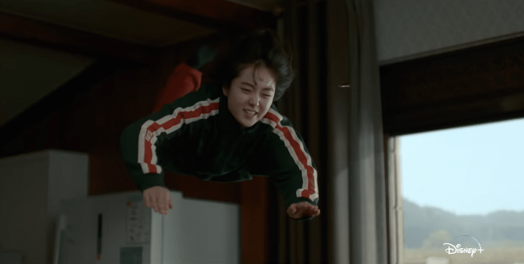 Jeong Jian from A Shop For Killers dodging a bullet