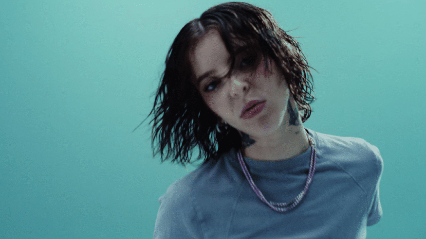 Young Miko with short hair in "WASSUP"