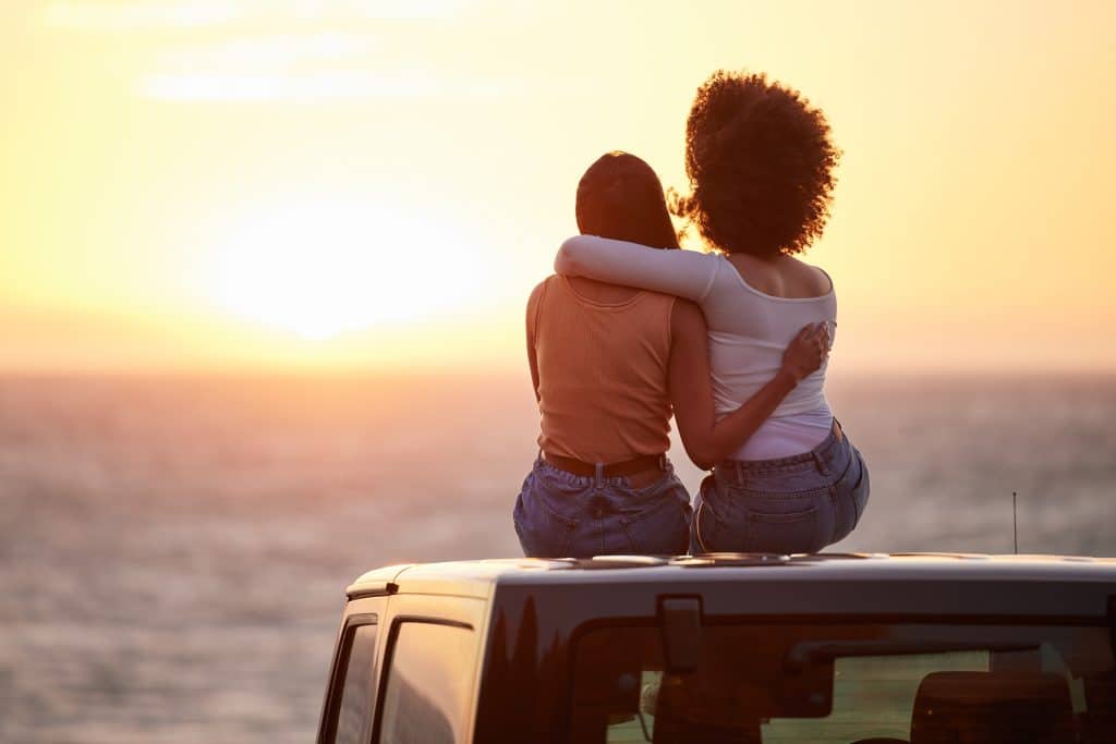 We need to learn how to maintain our current relationships. (Shutterstock).