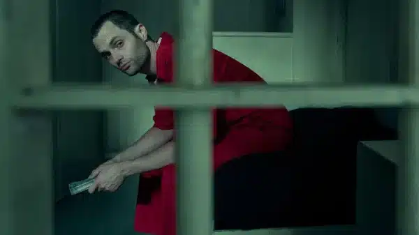 Penn Badgley as Joe Goldberg in the Netflix series 'You'.